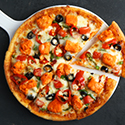 Achari Paneer Pizza